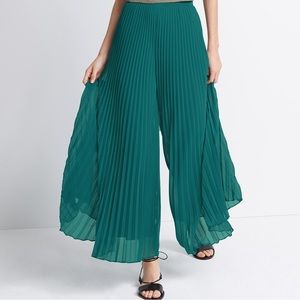 Club Monaco Teal Pleated Wide-Leg Jumpsuit Pants
